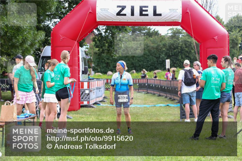 21.06.2026 - 29. Vierlanden-Triathlon Andreas Tolksdorf http://msf.ph/oto/9915620 21.06.2026 11:46:30 Ziel 567 meine-sportfotos.de