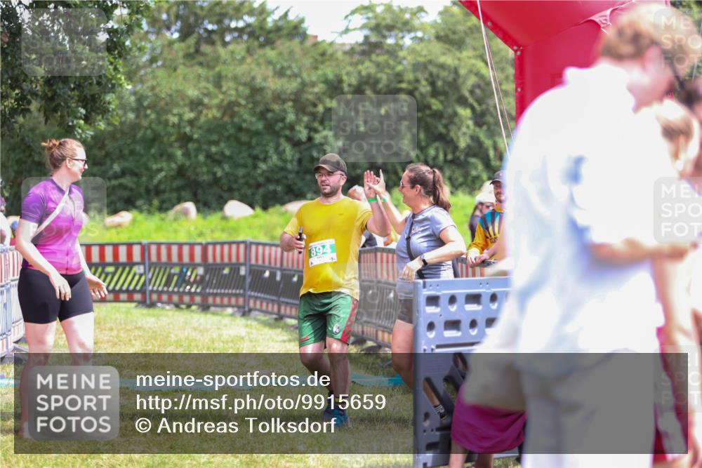 21.06.2026 - 29. Vierlanden-Triathlon Andreas Tolksdorf http://msf.ph/oto/9915659 21.06.2026 14:01:43 Ziel 894 meine-sportfotos.de