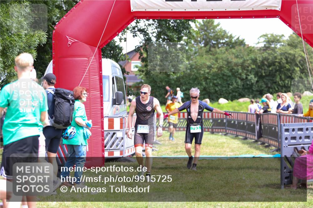 21.06.2026 - 29. Vierlanden-Triathlon Andreas Tolksdorf http://msf.ph/oto/9915725 21.06.2026 14:03:44 Ziel 793, 860, 1076 meine-sportfotos.de