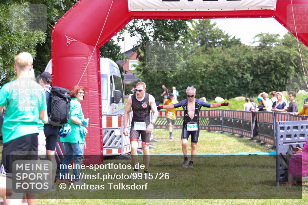 21.06.2026 - 29. Vierlanden-Triathlon Andreas Tolksdorf http://msf.ph/oto/9915726 21.06.2026 14:03:44 Ziel 793, 860, 1076 meine-sportfotos.de