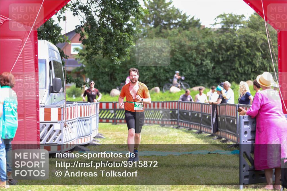 21.06.2026 - 29. Vierlanden-Triathlon Andreas Tolksdorf http://msf.ph/oto/9915872 21.06.2026 14:06:34 Ziel 748, 1073 meine-sportfotos.de
