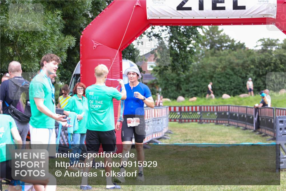 21.06.2026 - 29. Vierlanden-Triathlon Andreas Tolksdorf http://msf.ph/oto/9915929 21.06.2026 14:09:05 Ziel 22, 1126 meine-sportfotos.de