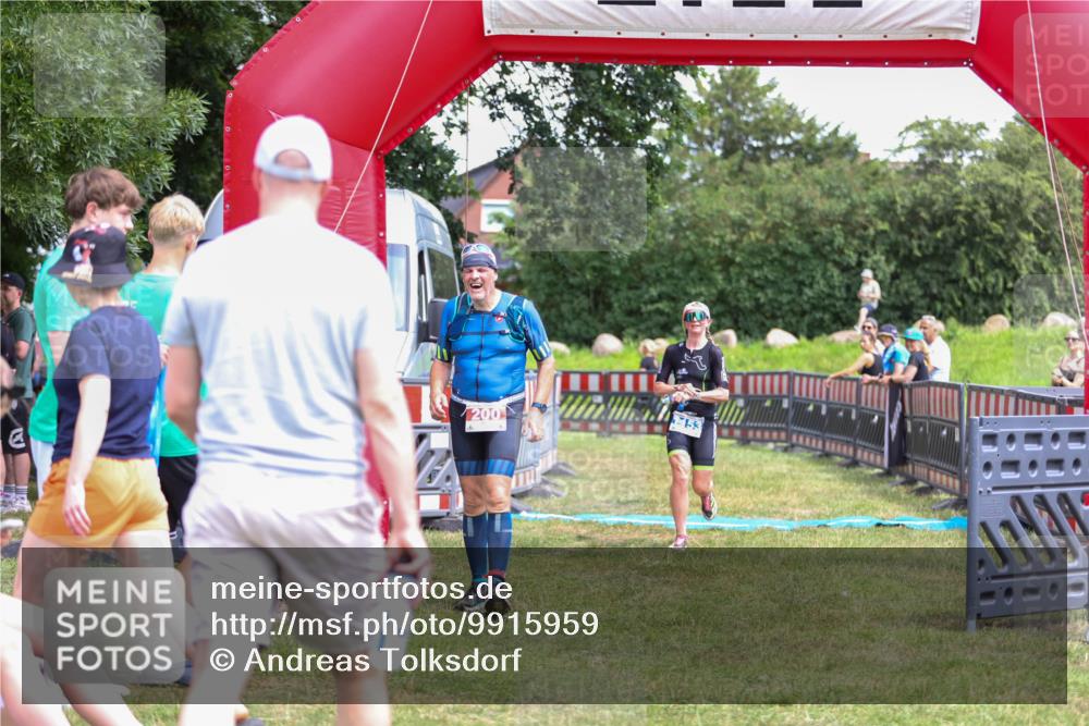 21.06.2026 - 29. Vierlanden-Triathlon Andreas Tolksdorf http://msf.ph/oto/9915959 21.06.2026 14:11:29 Ziel 200, 1153 meine-sportfotos.de