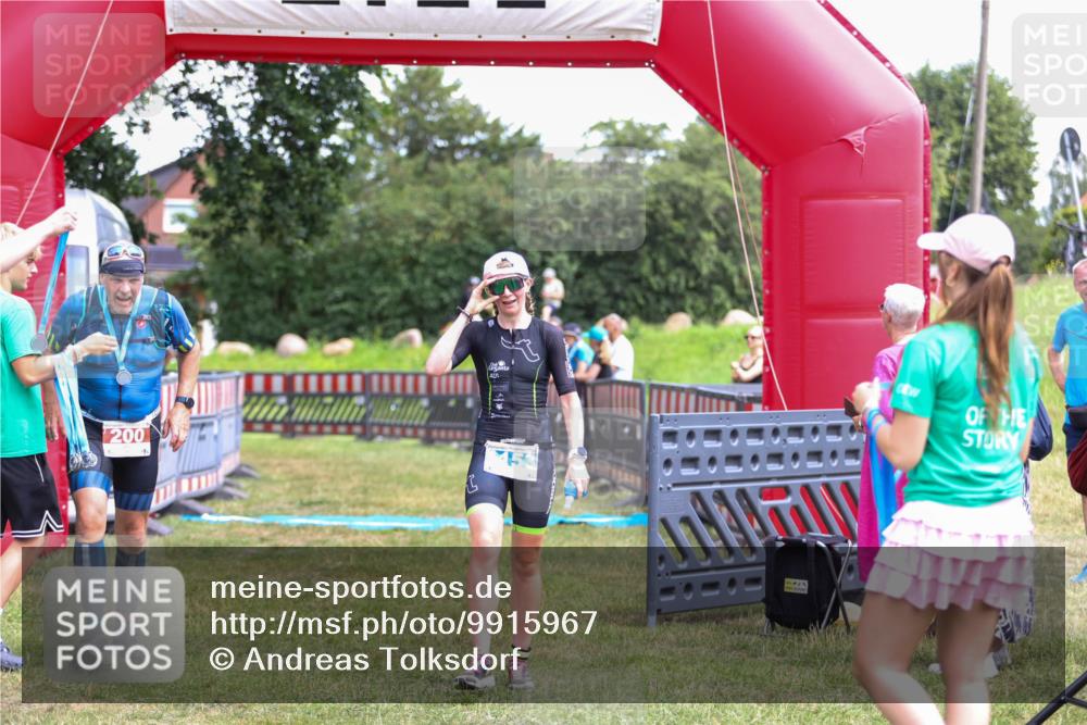 21.06.2026 - 29. Vierlanden-Triathlon Andreas Tolksdorf http://msf.ph/oto/9915967 21.06.2026 14:11:32 Ziel 1153 meine-sportfotos.de