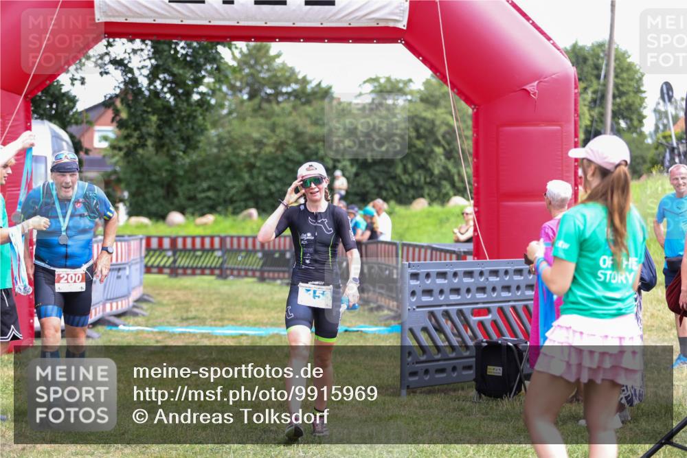 21.06.2026 - 29. Vierlanden-Triathlon Andreas Tolksdorf http://msf.ph/oto/9915969 21.06.2026 14:11:32 Ziel 1153 meine-sportfotos.de