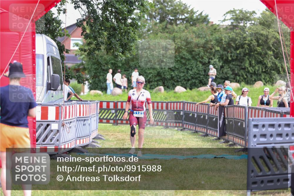 21.06.2026 - 29. Vierlanden-Triathlon Andreas Tolksdorf http://msf.ph/oto/9915988 21.06.2026 14:11:53 Ziel 1116, 1121 meine-sportfotos.de