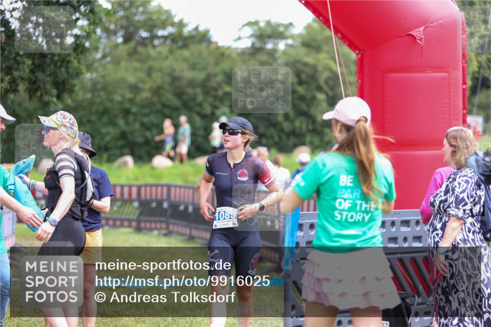 21.06.2026 - 29. Vierlanden-Triathlon Andreas Tolksdorf http://msf.ph/oto/9916025 21.06.2026 14:12:22 Ziel  meine-sportfotos.de