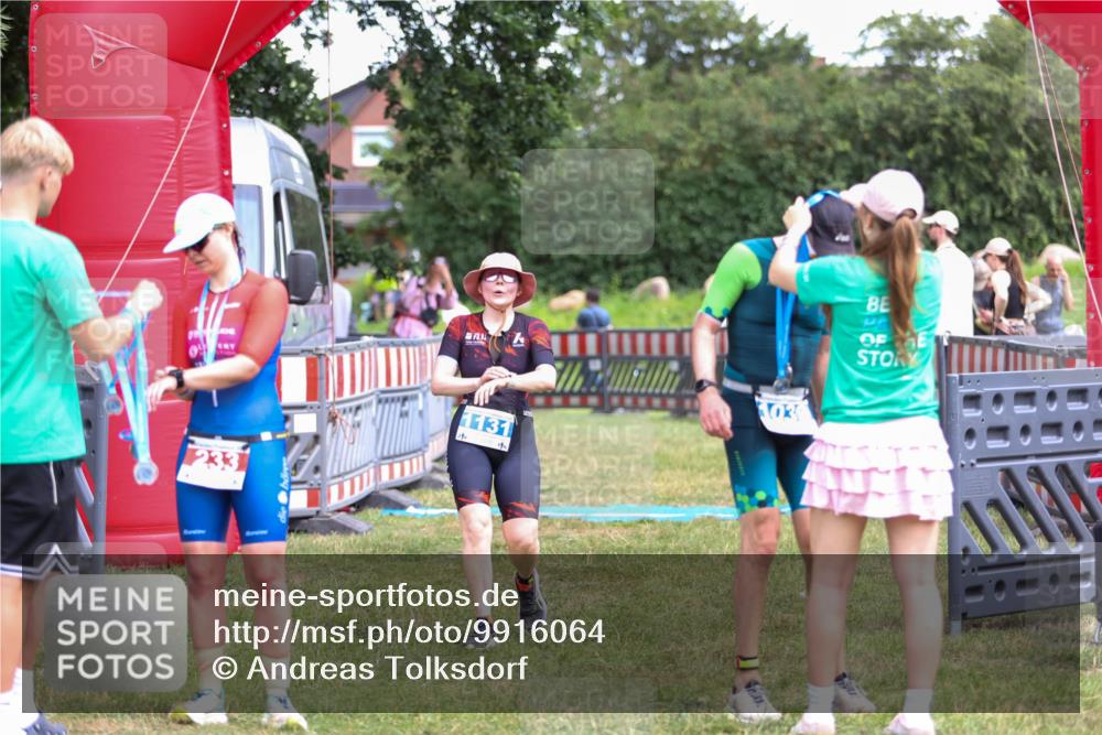 21.06.2026 - 29. Vierlanden-Triathlon Andreas Tolksdorf http://msf.ph/oto/9916064 21.06.2026 14:13:17 Ziel 1131 meine-sportfotos.de