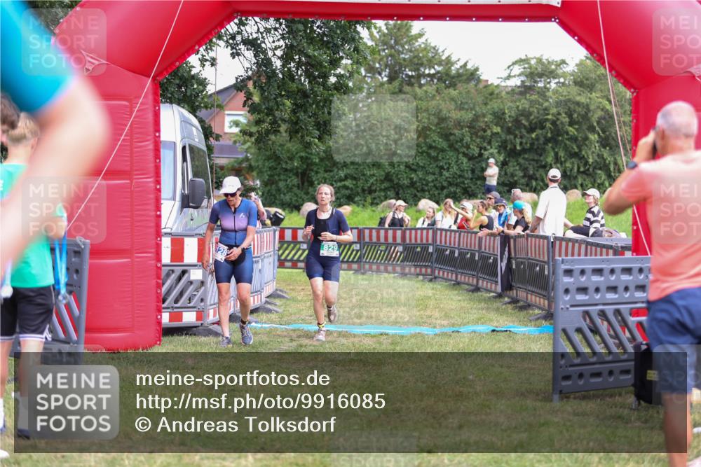 21.06.2026 - 29. Vierlanden-Triathlon Andreas Tolksdorf http://msf.ph/oto/9916085 21.06.2026 14:13:32 Ziel 771, 829, 1128 meine-sportfotos.de