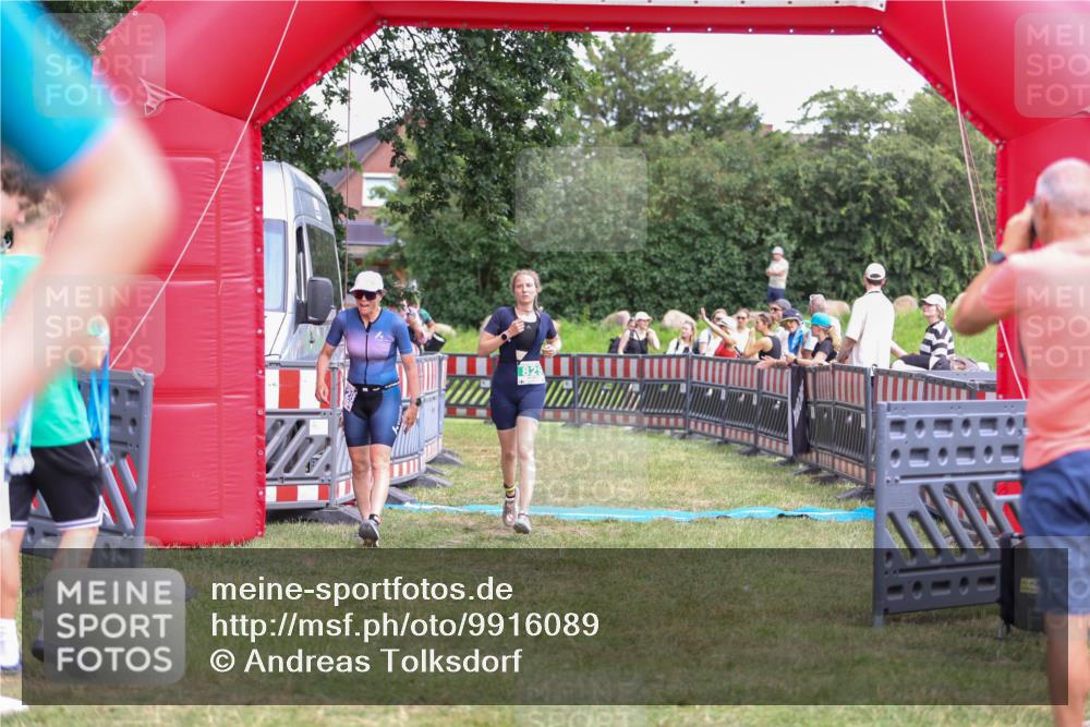 21.06.2026 - 29. Vierlanden-Triathlon Andreas Tolksdorf http://msf.ph/oto/9916089 21.06.2026 14:13:32 Ziel 771, 829, 1128 meine-sportfotos.de