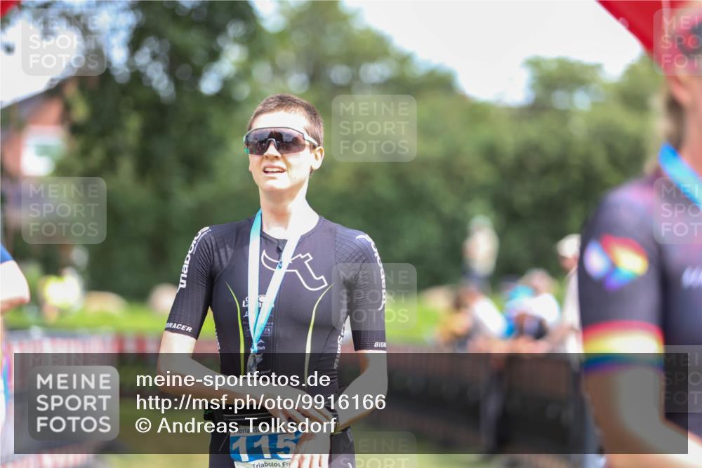 21.06.2026 - 29. Vierlanden-Triathlon Andreas Tolksdorf http://msf.ph/oto/9916166 21.06.2026 14:15:35 Ziel  meine-sportfotos.de