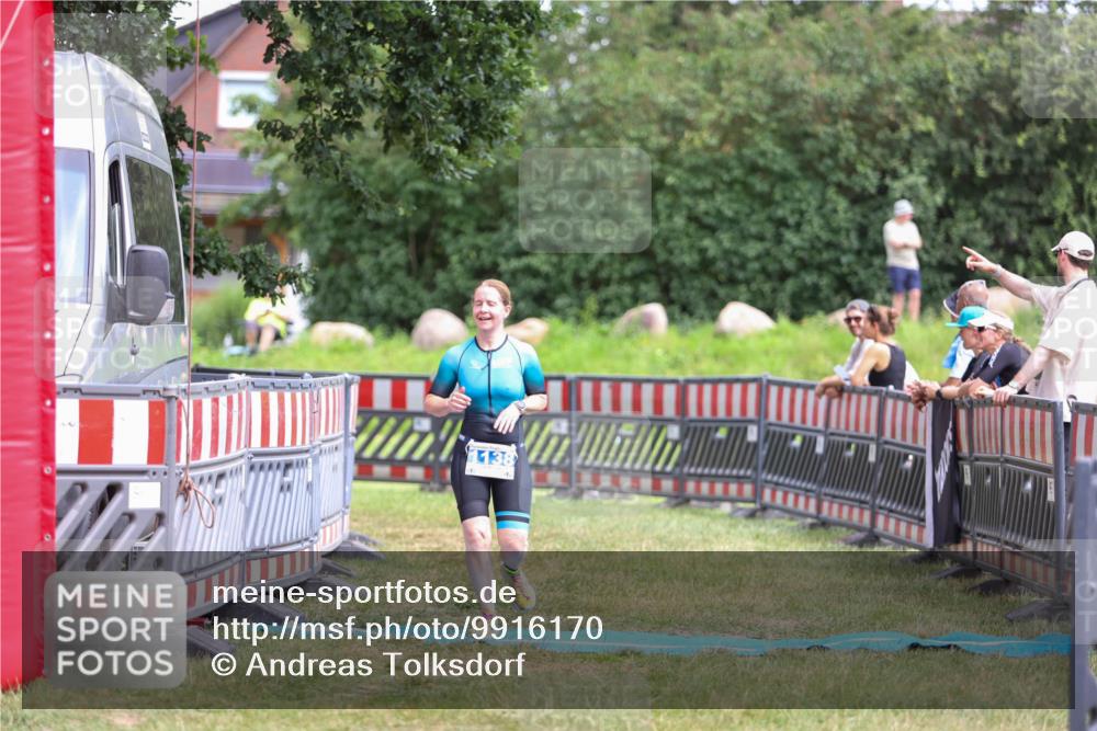 21.06.2026 - 29. Vierlanden-Triathlon Andreas Tolksdorf http://msf.ph/oto/9916170 21.06.2026 14:16:07 Ziel 232, 1138 meine-sportfotos.de