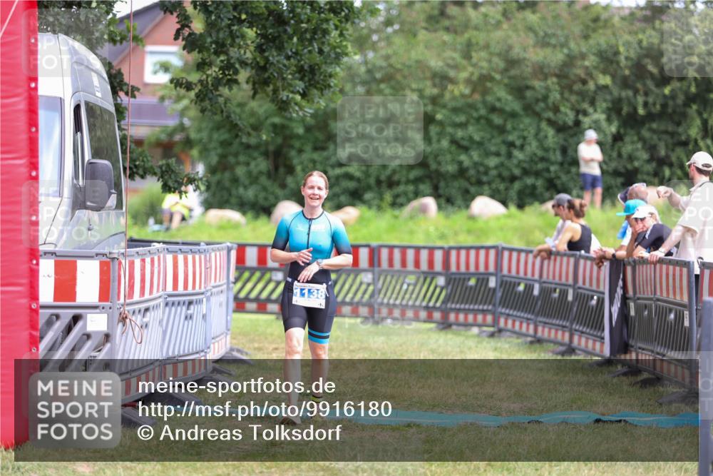 21.06.2026 - 29. Vierlanden-Triathlon Andreas Tolksdorf http://msf.ph/oto/9916180 21.06.2026 14:16:07 Ziel 232, 1138 meine-sportfotos.de