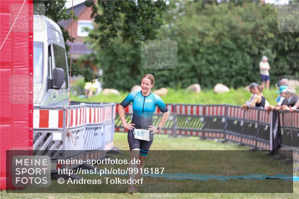 21.06.2026 - 29. Vierlanden-Triathlon Andreas Tolksdorf http://msf.ph/oto/9916187 21.06.2026 14:16:09 Ziel 232, 1138 meine-sportfotos.de