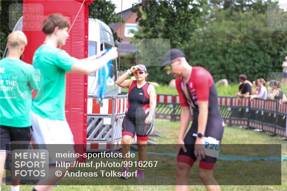 21.06.2026 - 29. Vierlanden-Triathlon Andreas Tolksdorf http://msf.ph/oto/9916267 21.06.2026 14:17:08 Ziel 89, 850, 1129, 1155, 1173 meine-sportfotos.de