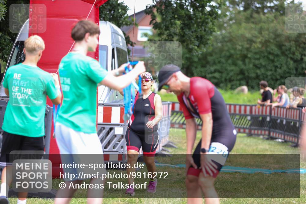 21.06.2026 - 29. Vierlanden-Triathlon Andreas Tolksdorf http://msf.ph/oto/9916272 21.06.2026 14:17:08 Ziel 89, 850, 1129, 1155, 1173 meine-sportfotos.de