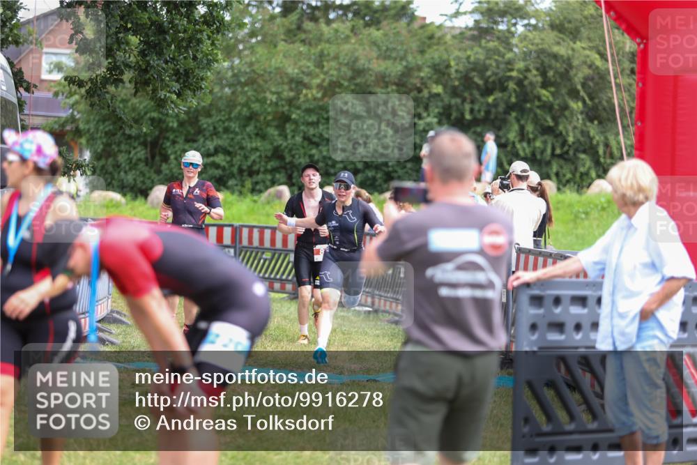 21.06.2026 - 29. Vierlanden-Triathlon Andreas Tolksdorf http://msf.ph/oto/9916278 21.06.2026 14:17:14 Ziel 89, 1129, 1155, 1173 meine-sportfotos.de