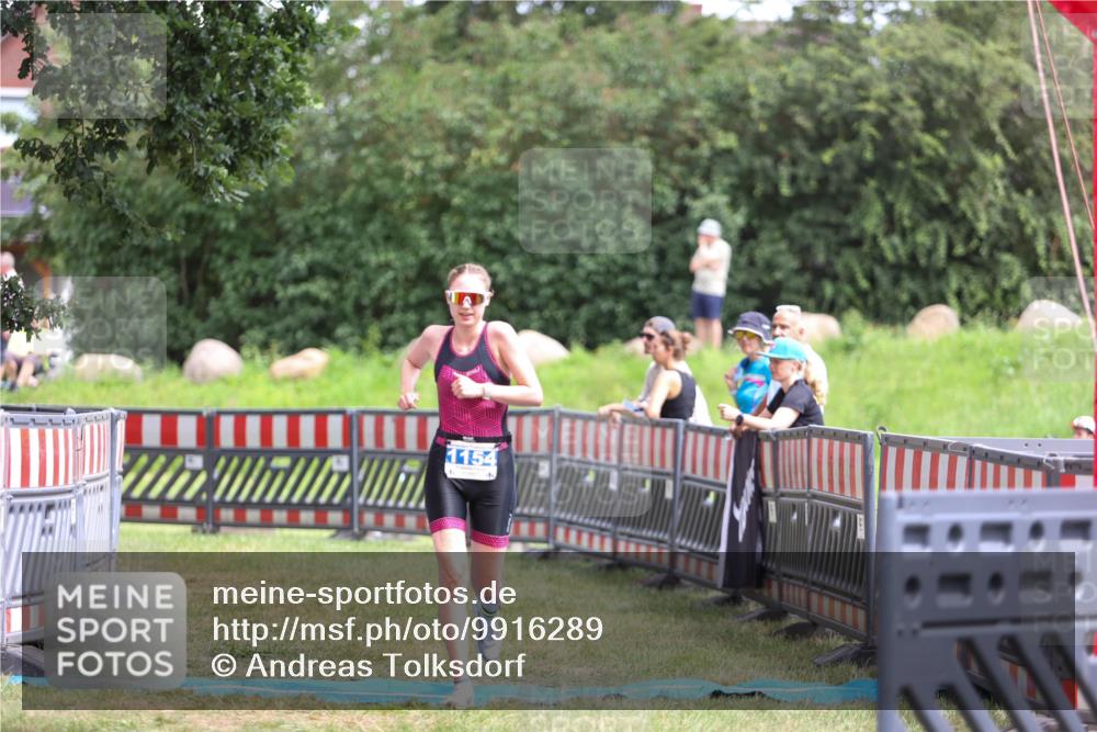 21.06.2026 - 29. Vierlanden-Triathlon Andreas Tolksdorf http://msf.ph/oto/9916289 21.06.2026 14:17:53 Ziel 1154 meine-sportfotos.de