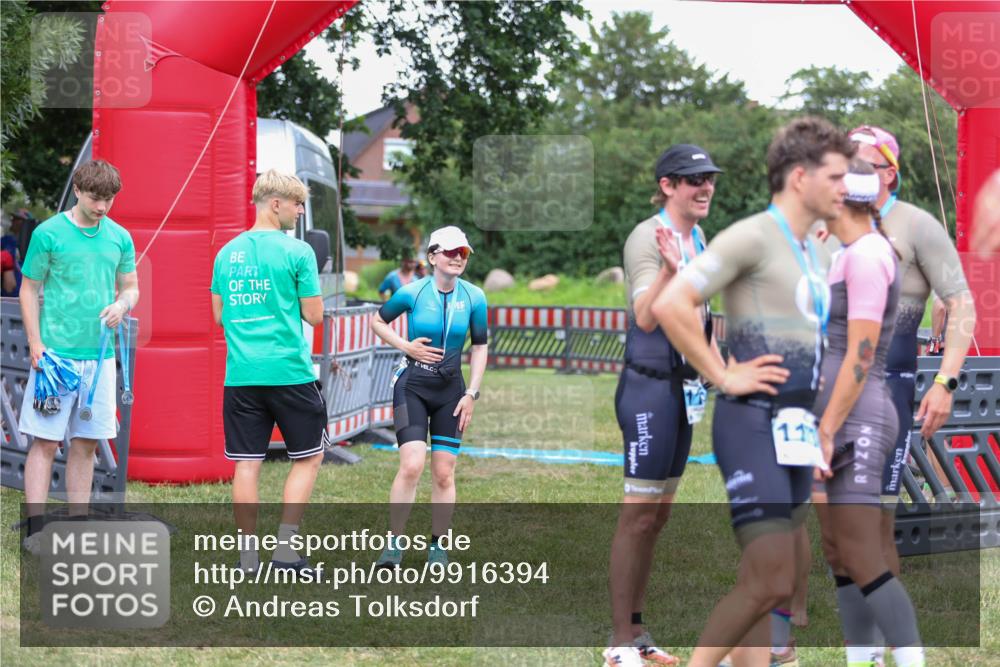 21.06.2026 - 29. Vierlanden-Triathlon Andreas Tolksdorf http://msf.ph/oto/9916394 21.06.2026 14:30:42 Ziel 183, 1137, 1172, 1180 meine-sportfotos.de