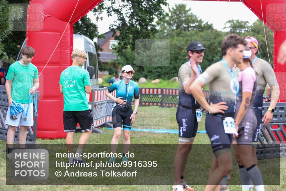 21.06.2026 - 29. Vierlanden-Triathlon Andreas Tolksdorf http://msf.ph/oto/9916395 21.06.2026 14:30:42 Ziel 183, 1137, 1172, 1180 meine-sportfotos.de