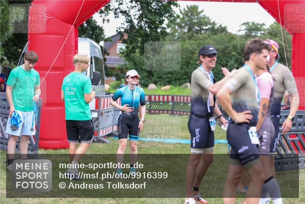 21.06.2026 - 29. Vierlanden-Triathlon Andreas Tolksdorf http://msf.ph/oto/9916399 21.06.2026 14:30:42 Ziel 183, 1137, 1172, 1180 meine-sportfotos.de