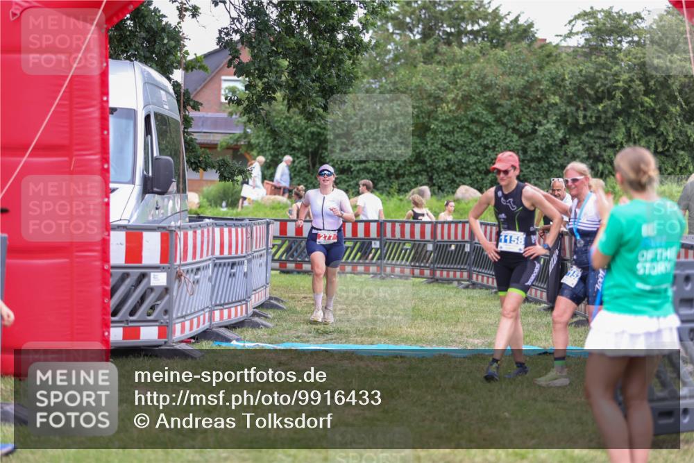 21.06.2026 - 29. Vierlanden-Triathlon Andreas Tolksdorf http://msf.ph/oto/9916433 21.06.2026 14:31:23 Ziel 277 meine-sportfotos.de