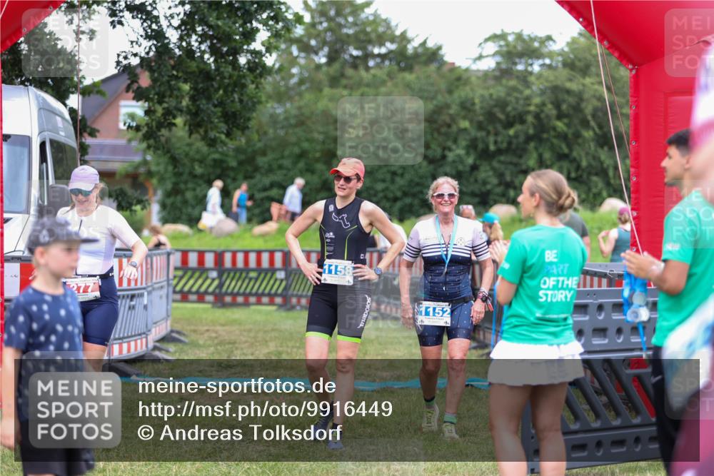 21.06.2026 - 29. Vierlanden-Triathlon Andreas Tolksdorf http://msf.ph/oto/9916449 21.06.2026 14:31:26 Ziel 277 meine-sportfotos.de