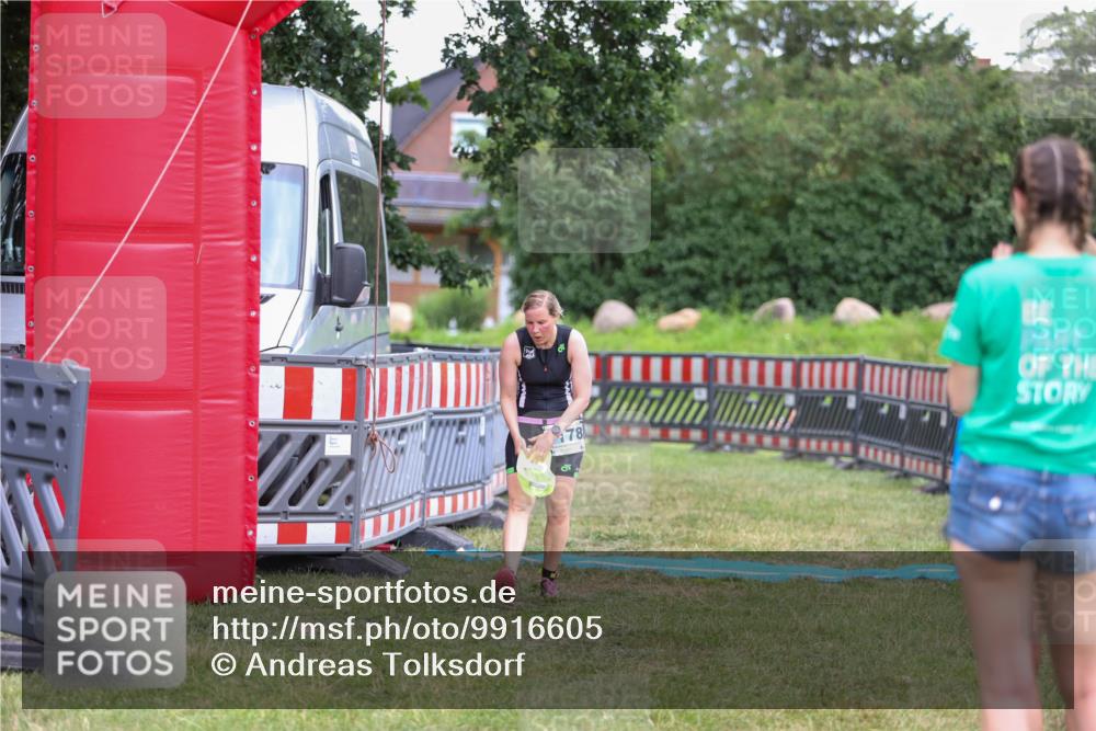 21.06.2026 - 29. Vierlanden-Triathlon Andreas Tolksdorf http://msf.ph/oto/9916605 21.06.2026 14:36:26 Ziel 228, 1178 meine-sportfotos.de