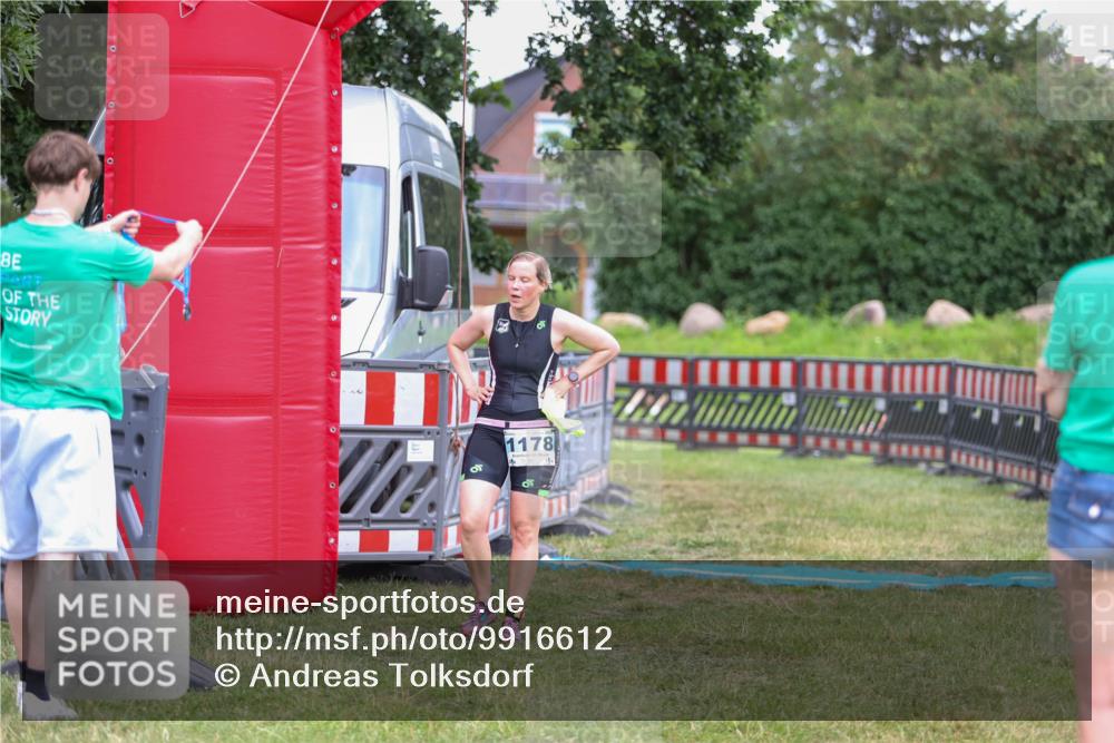 21.06.2026 - 29. Vierlanden-Triathlon Andreas Tolksdorf http://msf.ph/oto/9916612 21.06.2026 14:36:28 Ziel 228, 1178 meine-sportfotos.de