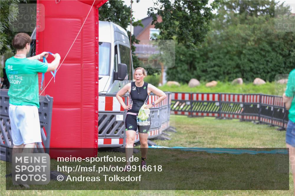21.06.2026 - 29. Vierlanden-Triathlon Andreas Tolksdorf http://msf.ph/oto/9916618 21.06.2026 14:36:28 Ziel 228, 1178 meine-sportfotos.de