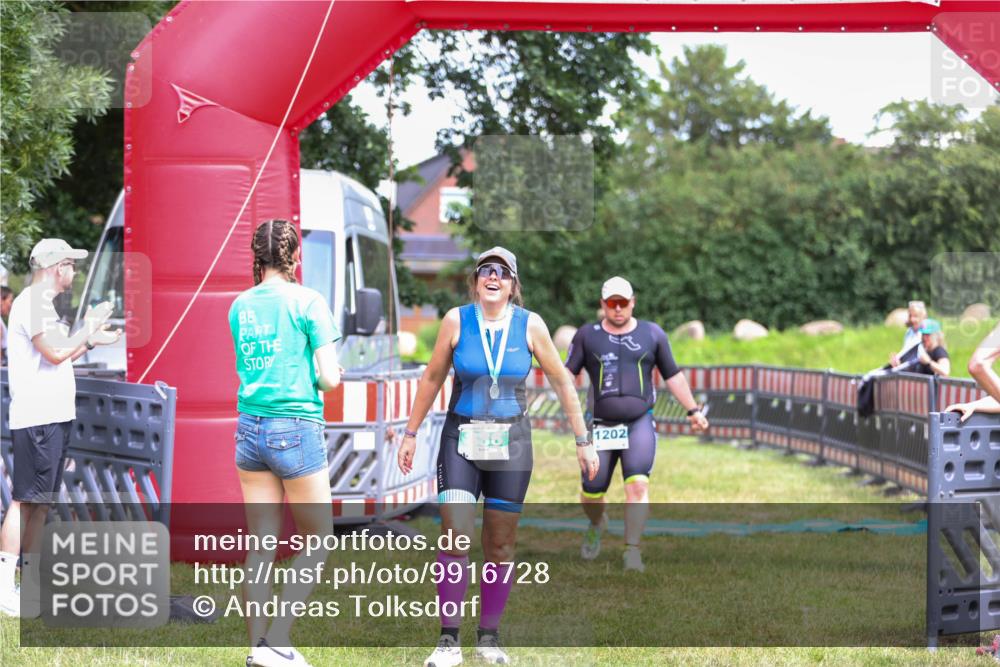 21.06.2026 - 29. Vierlanden-Triathlon Andreas Tolksdorf http://msf.ph/oto/9916728 21.06.2026 14:41:41 Ziel 836, 1202 meine-sportfotos.de