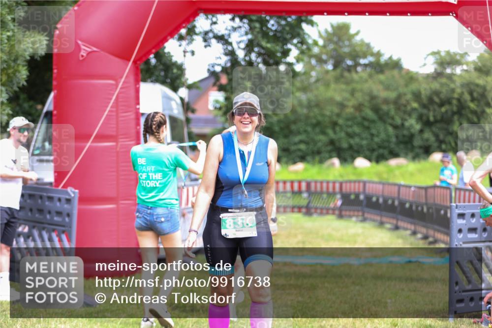 21.06.2026 - 29. Vierlanden-Triathlon Andreas Tolksdorf http://msf.ph/oto/9916738 21.06.2026 14:41:44 Ziel 1202 meine-sportfotos.de
