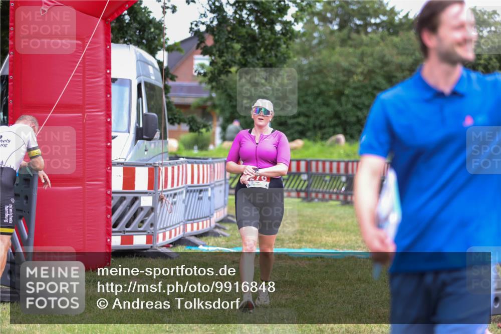 21.06.2026 - 29. Vierlanden-Triathlon Andreas Tolksdorf http://msf.ph/oto/9916848 21.06.2026 14:47:14 Ziel 276, 1208 meine-sportfotos.de