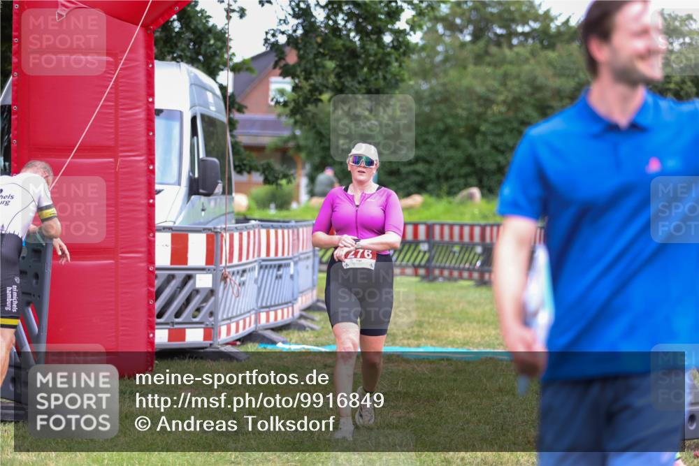 21.06.2026 - 29. Vierlanden-Triathlon Andreas Tolksdorf http://msf.ph/oto/9916849 21.06.2026 14:47:14 Ziel 276, 1208 meine-sportfotos.de