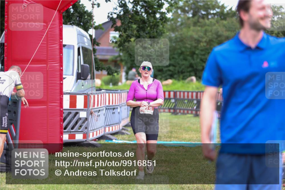 21.06.2026 - 29. Vierlanden-Triathlon Andreas Tolksdorf http://msf.ph/oto/9916851 21.06.2026 14:47:14 Ziel 276, 1208 meine-sportfotos.de