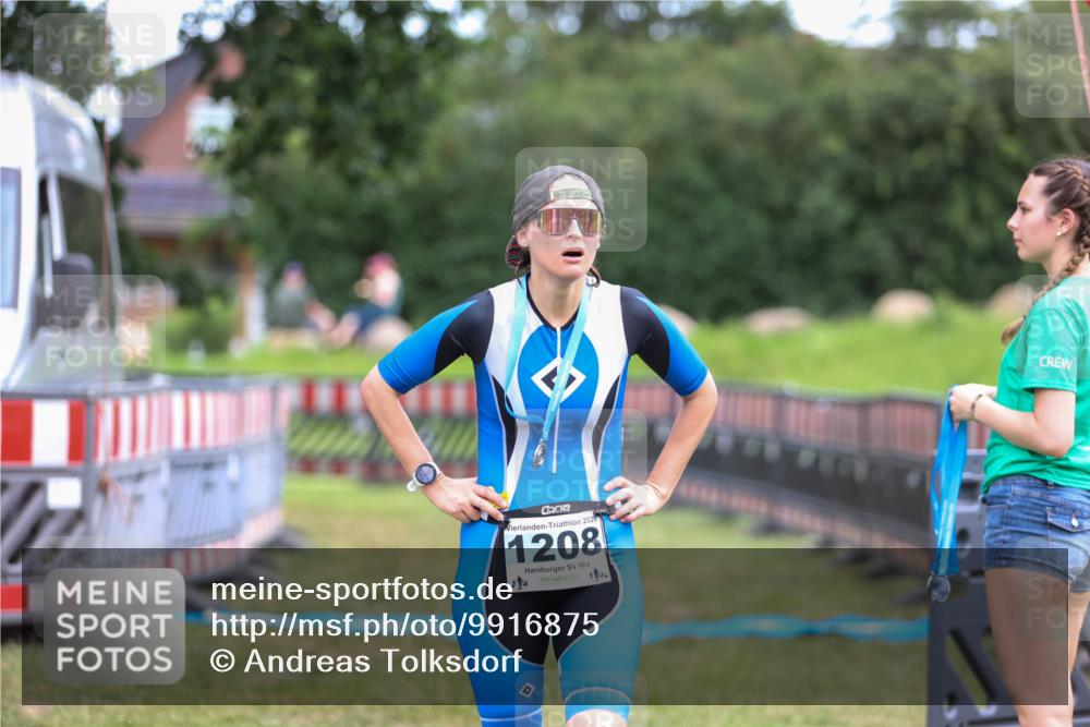 21.06.2026 - 29. Vierlanden-Triathlon Andreas Tolksdorf http://msf.ph/oto/9916875 21.06.2026 14:47:32 Ziel  meine-sportfotos.de
