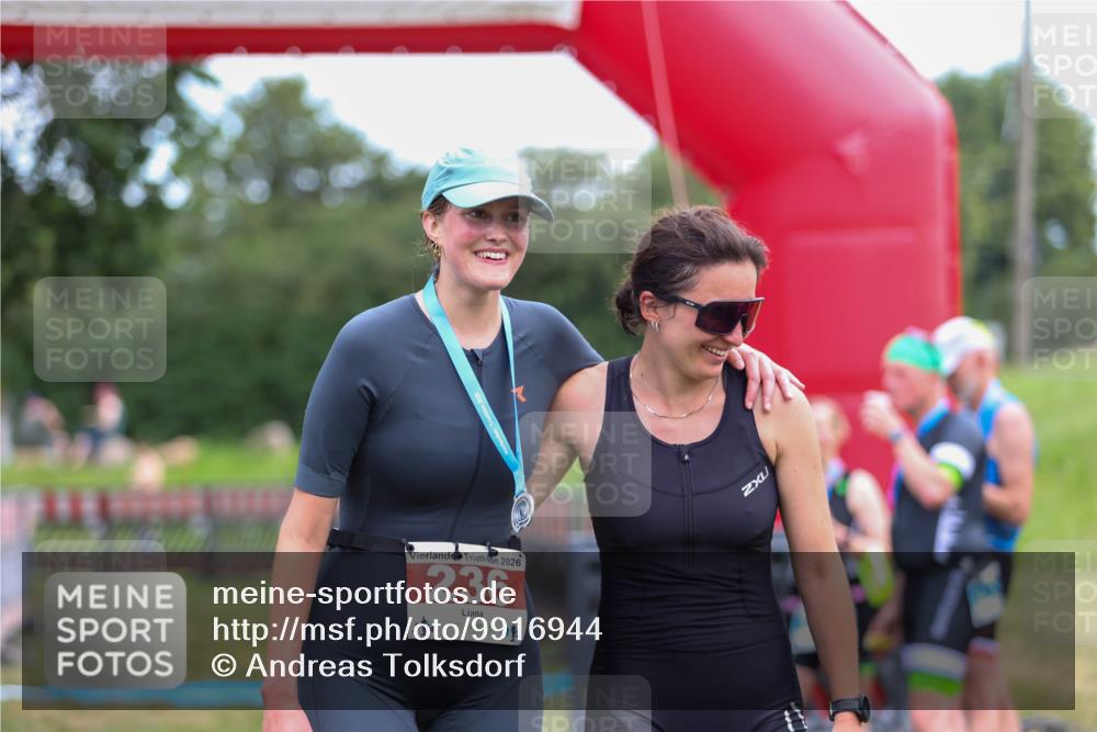 21.06.2026 - 29. Vierlanden-Triathlon Andreas Tolksdorf http://msf.ph/oto/9916944 21.06.2026 14:51:01 Ziel  meine-sportfotos.de