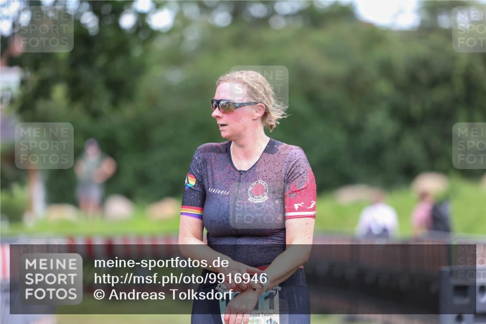 21.06.2026 - 29. Vierlanden-Triathlon Andreas Tolksdorf http://msf.ph/oto/9916946 21.06.2026 14:55:42 Ziel  meine-sportfotos.de