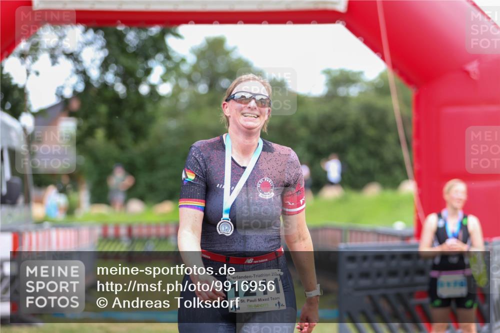 21.06.2026 - 29. Vierlanden-Triathlon Andreas Tolksdorf http://msf.ph/oto/9916956 21.06.2026 14:55:46 Ziel  meine-sportfotos.de