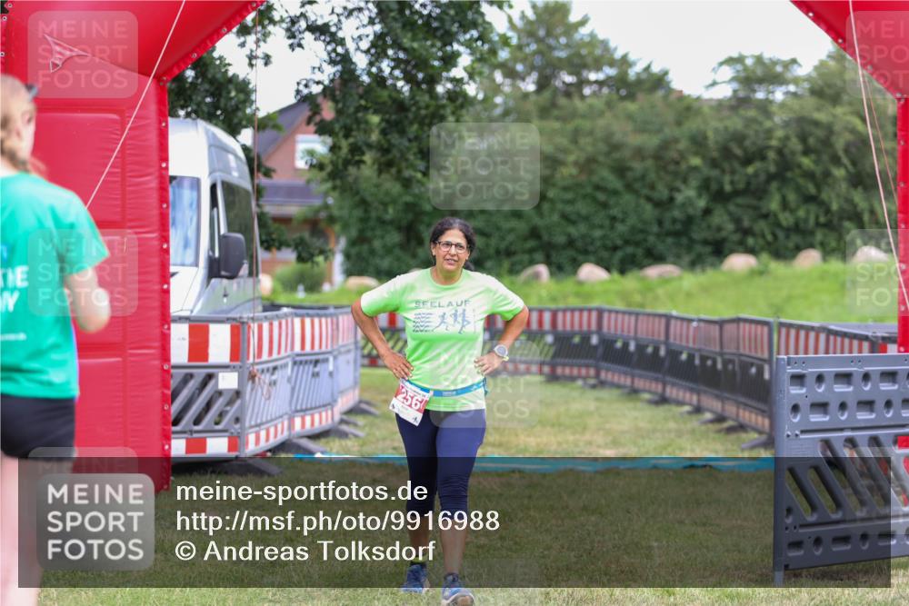 21.06.2026 - 29. Vierlanden-Triathlon Andreas Tolksdorf http://msf.ph/oto/9916988 21.06.2026 15:00:34 Ziel 256 meine-sportfotos.de