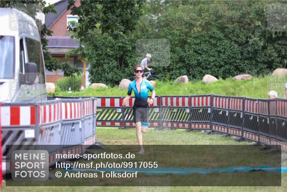 21.06.2026 - 29. Vierlanden-Triathlon Andreas Tolksdorf http://msf.ph/oto/9917055 21.06.2026 15:05:31 Ziel 1252 meine-sportfotos.de