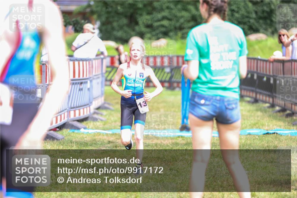 21.06.2026 - 29. Vierlanden-Triathlon Andreas Tolksdorf http://msf.ph/oto/9917172 21.06.2026 15:07:36 Ziel 1251, 1276, 1330, 1333 meine-sportfotos.de