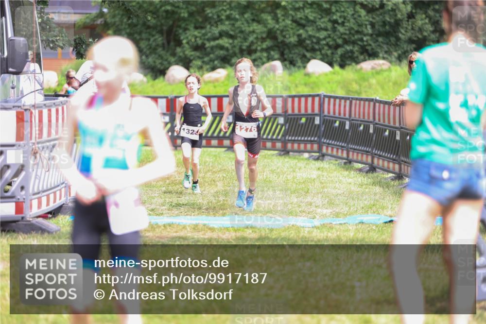 21.06.2026 - 29. Vierlanden-Triathlon Andreas Tolksdorf http://msf.ph/oto/9917187 21.06.2026 15:07:40 Ziel 1272, 1276, 1313, 1330, 1333 meine-sportfotos.de
