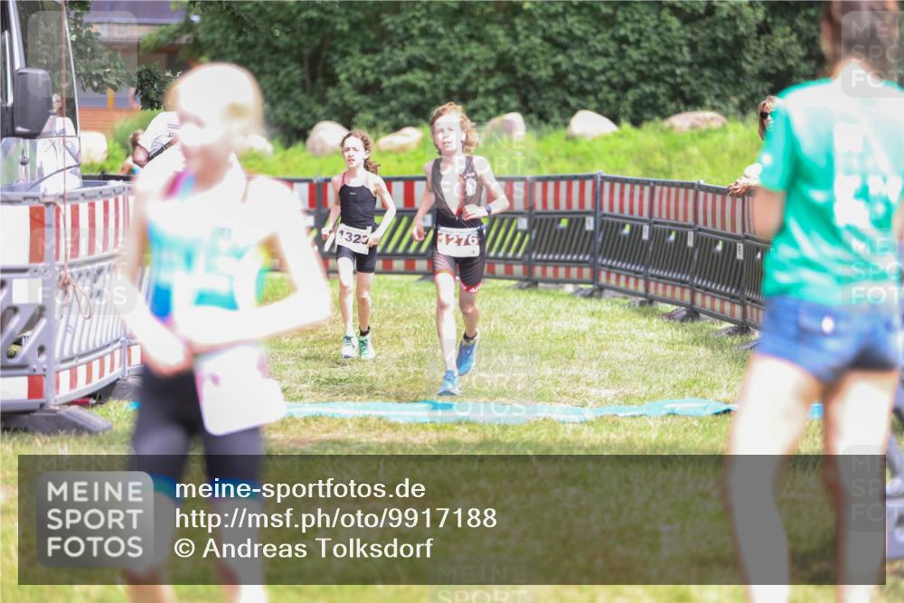 21.06.2026 - 29. Vierlanden-Triathlon Andreas Tolksdorf http://msf.ph/oto/9917188 21.06.2026 15:07:40 Ziel 1272, 1276, 1313, 1330, 1333 meine-sportfotos.de