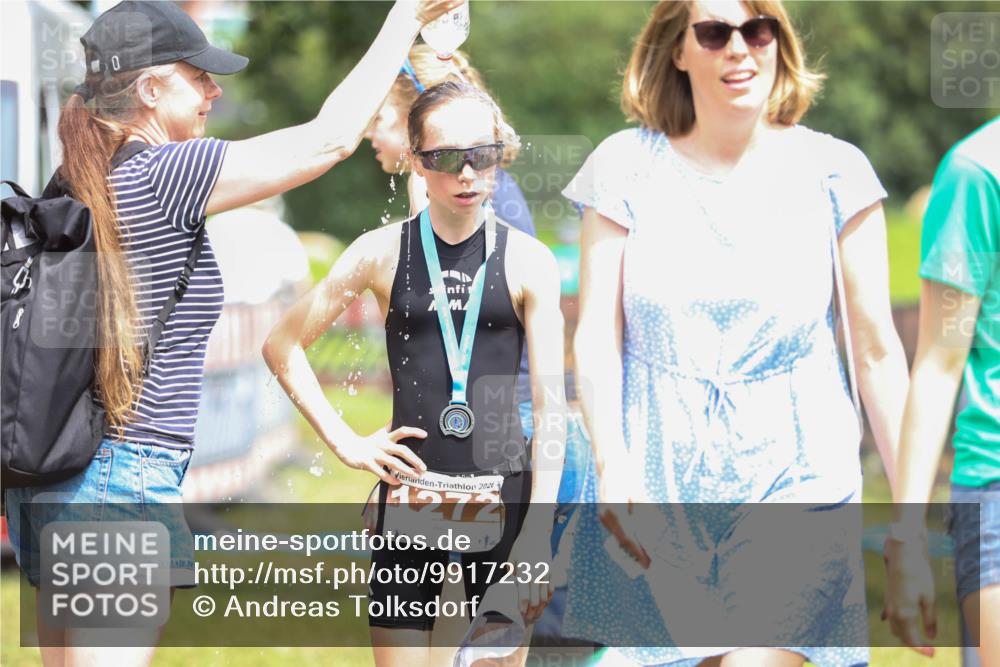 21.06.2026 - 29. Vierlanden-Triathlon Andreas Tolksdorf http://msf.ph/oto/9917232 21.06.2026 15:08:02 Ziel 1289 meine-sportfotos.de