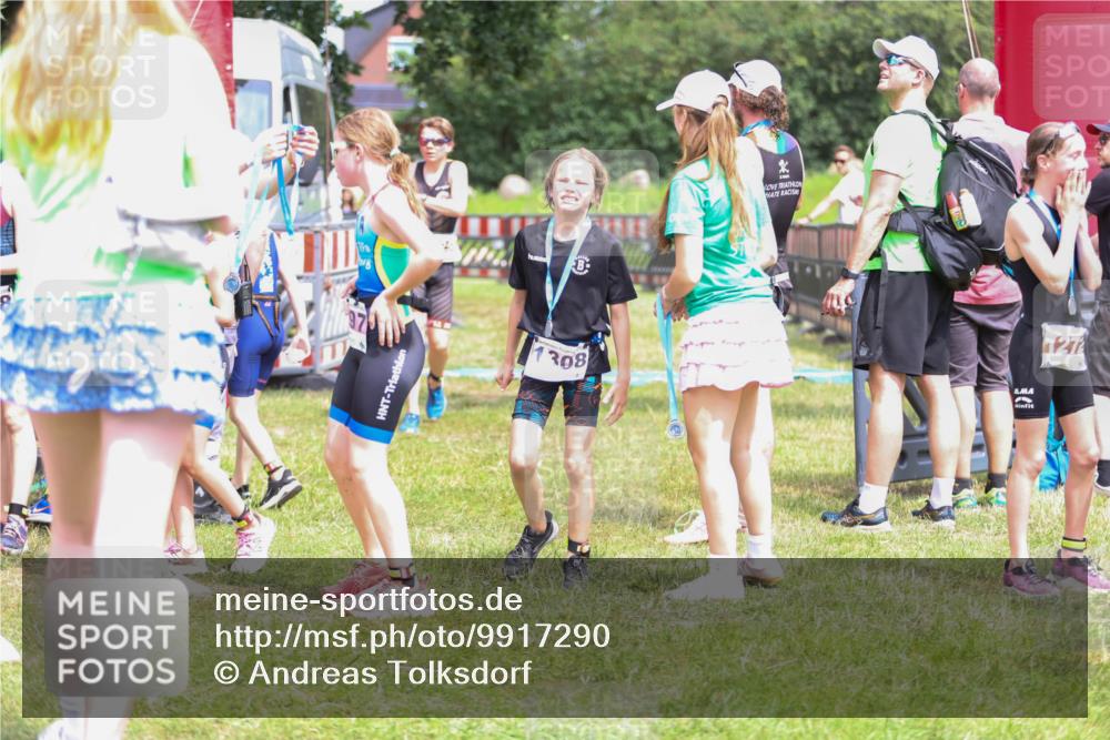 21.06.2026 - 29. Vierlanden-Triathlon Andreas Tolksdorf http://msf.ph/oto/9917290 21.06.2026 15:09:02 Ziel 1254 meine-sportfotos.de