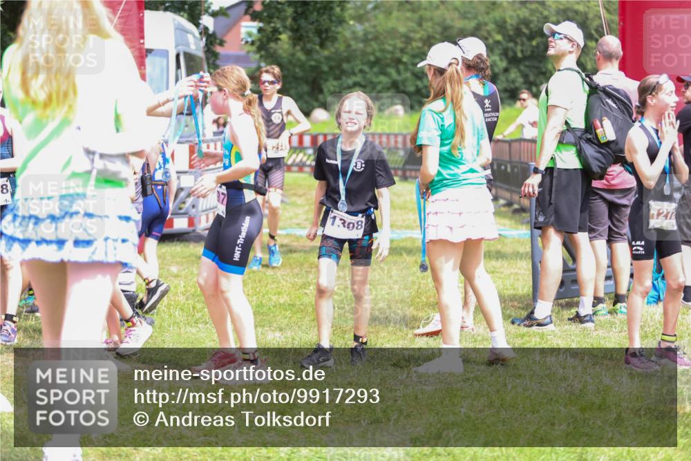 21.06.2026 - 29. Vierlanden-Triathlon Andreas Tolksdorf http://msf.ph/oto/9917293 21.06.2026 15:09:02 Ziel 1254 meine-sportfotos.de