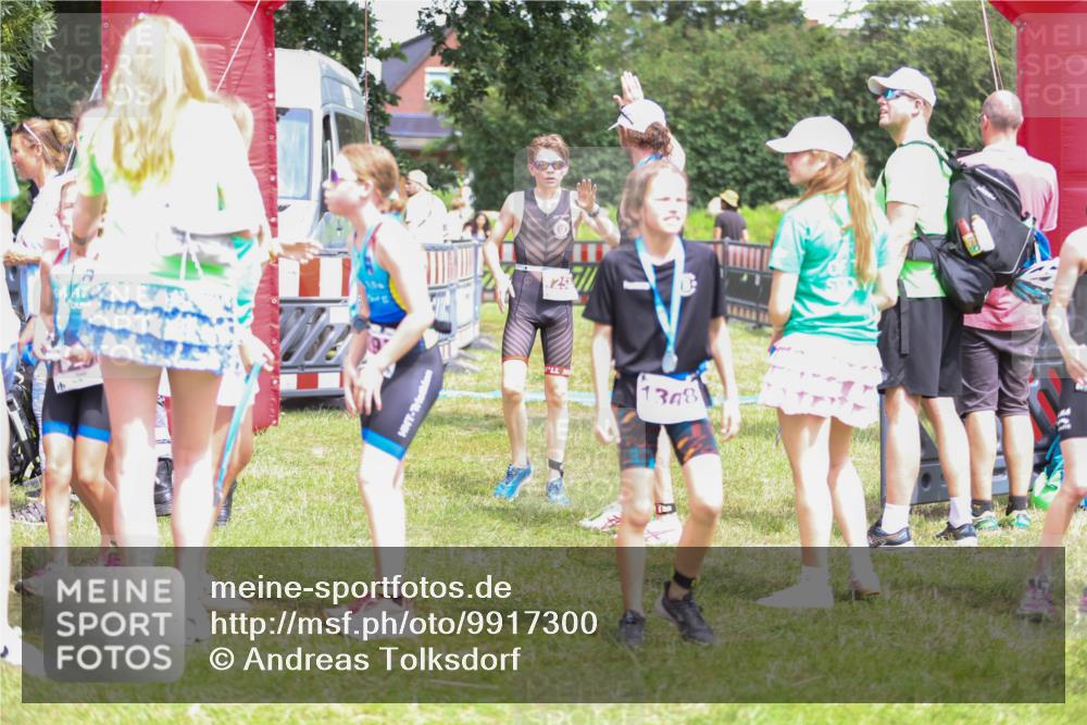 21.06.2026 - 29. Vierlanden-Triathlon Andreas Tolksdorf http://msf.ph/oto/9917300 21.06.2026 15:09:03 Ziel 1254 meine-sportfotos.de