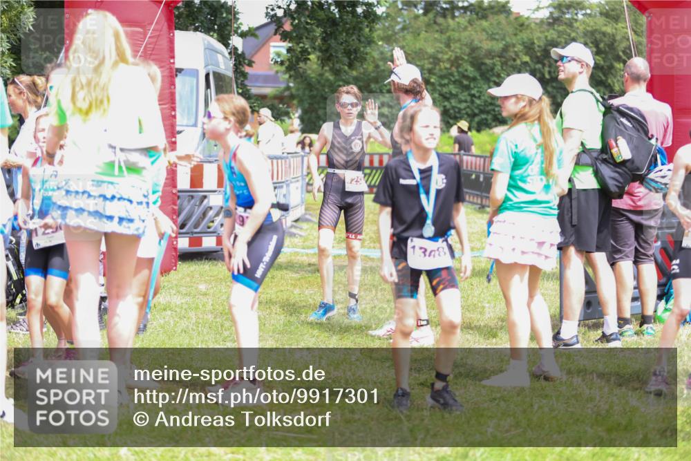 21.06.2026 - 29. Vierlanden-Triathlon Andreas Tolksdorf http://msf.ph/oto/9917301 21.06.2026 15:09:03 Ziel 1254 meine-sportfotos.de