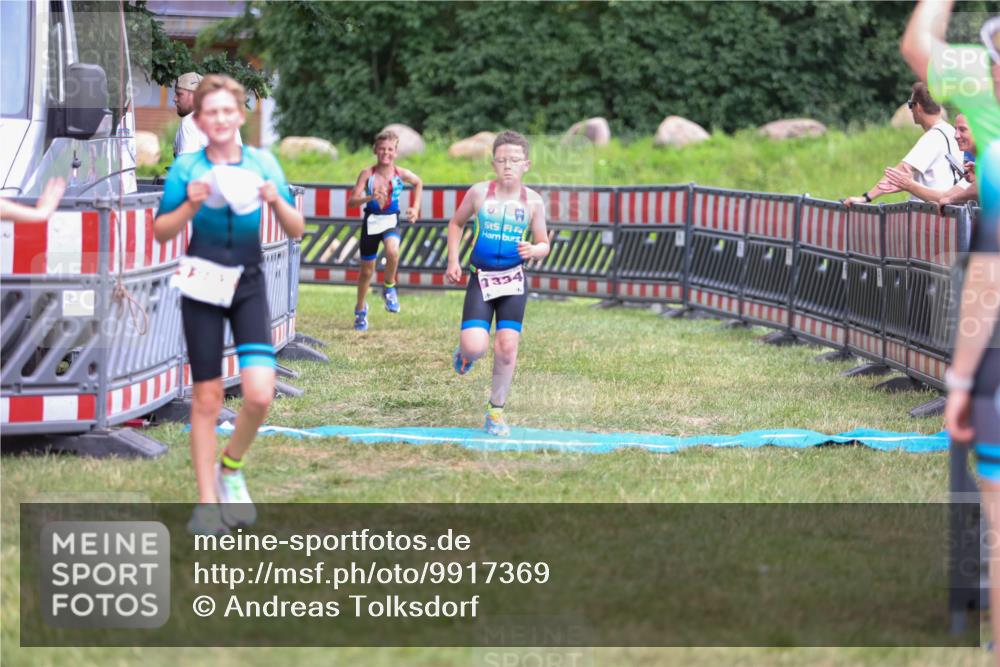 21.06.2026 - 29. Vierlanden-Triathlon Andreas Tolksdorf http://msf.ph/oto/9917369 21.06.2026 15:10:22 Ziel 1287, 1334 meine-sportfotos.de